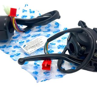 Comandos Boxer Ct Par Derecho Izquierdo Varroc
