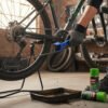D_708741-MCO107744087288_032026-O.jpg Limpiador Lubricante Cadena Bicicleta Moto Cepillo 3 En 1