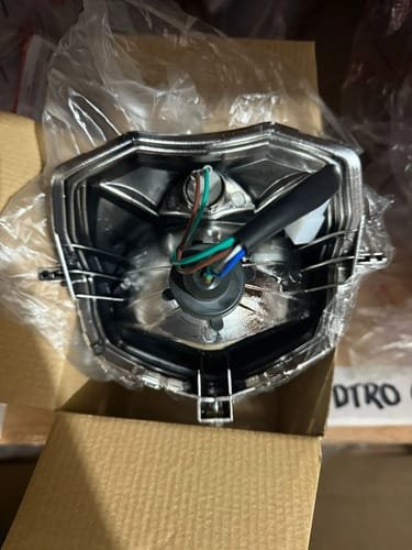 D_802976-MCO108436349071_032026-O.jpg Farola Completa Akt 125 Flex Calidad Original M/v Hasta 2012