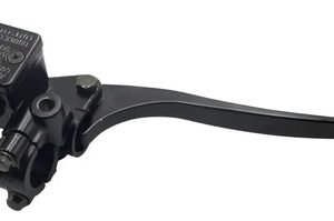 Bomba De Freno Universal Akt Nkd Ttr Pulsar Fz Discover