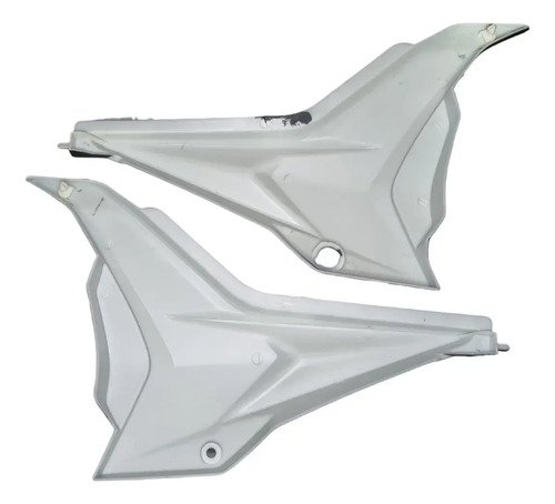 Tapas Laterales Akt Evo R3 125 150 Juego Par
